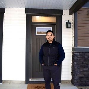 Meet your Posher, Diego